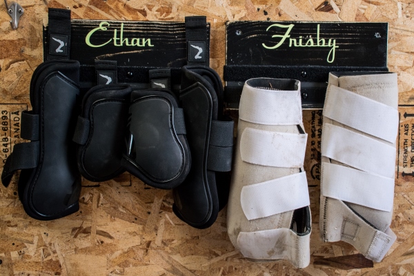 How To Make A Horse Boot Hanger