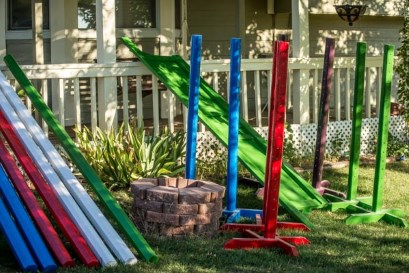 building horse jump standards