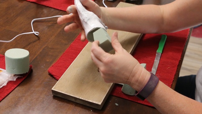 Make Wall Art With Breyer Model Horses