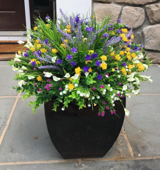 Outdoor Fl Arrangement, How To Fill An Outdoor Planter With Artificial Flowers