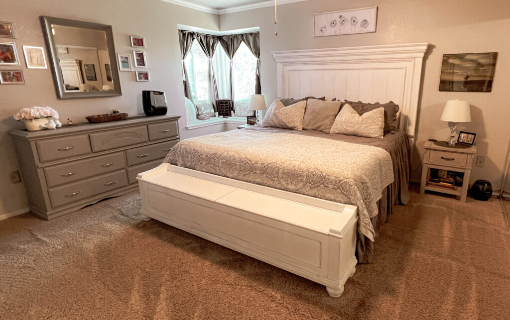 King size bed in a master bedroom
